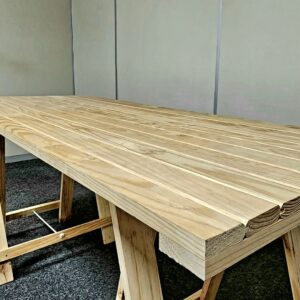 Sitting Trestle Table - Image 4